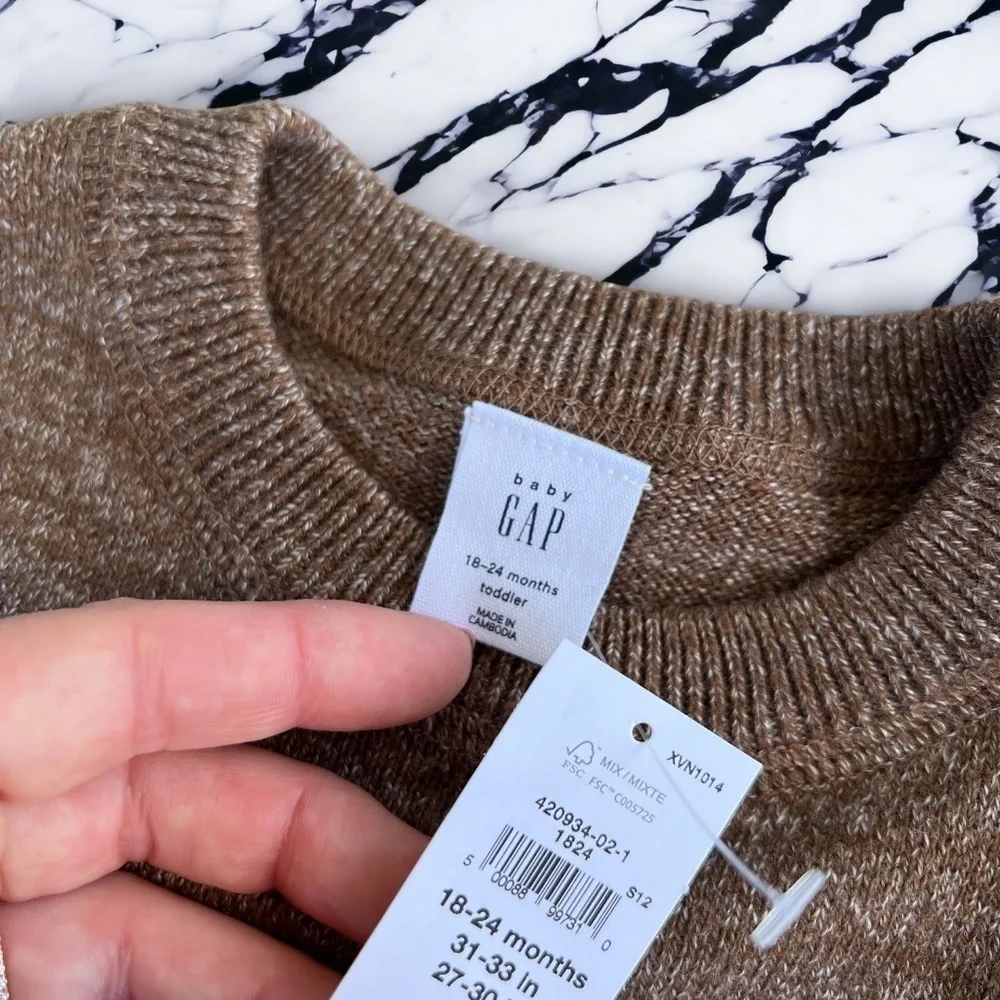 Gap NWT Baby Size 18-24 Months Budding Heather Brown Crewneck Sweater